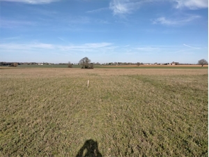 terrain a batir à la vente -   17430  SAINT HIPPOLYTE, surface 560 m2 vente terrain a batir - UBI473108477